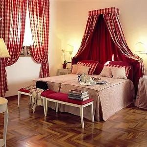 https://palazzo-ruspoli.it-tuscanyhotel.com